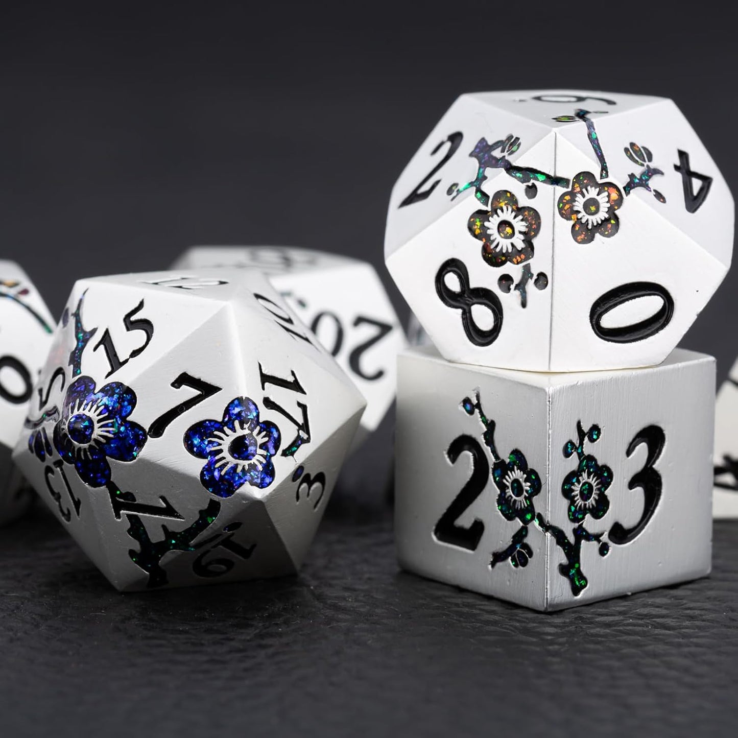 7 PCS Solid Metallic Flower D&D Dice Set,Metal Dungeons and Dragons Dice Set with Gift Box for DND Tabletop Game (Silver-Seven Colour Brocade)