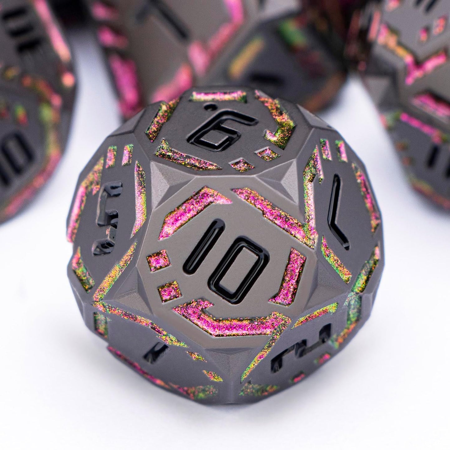 Metal DND Sci-fi Dice Set 7PCS Stripe Polyhedral Dice for Dungeons Dragons RPG Role Playing Game, Glitter D and D Dice with Gift Box D6 D8 D10 D12 D20 (Black&Purple Red)