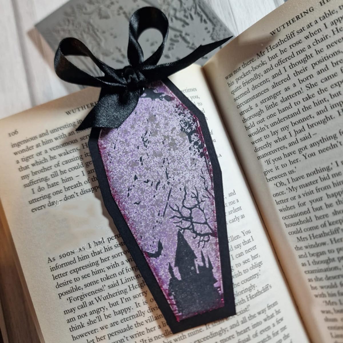 Cutting Dies Metal Stencils Scrapbooking Tools Flowers Lace Frame DIY Embossing Template for Paper Card Making Album Arts Crafts Supplies (Coffin Shape-6.8x13.8cm)