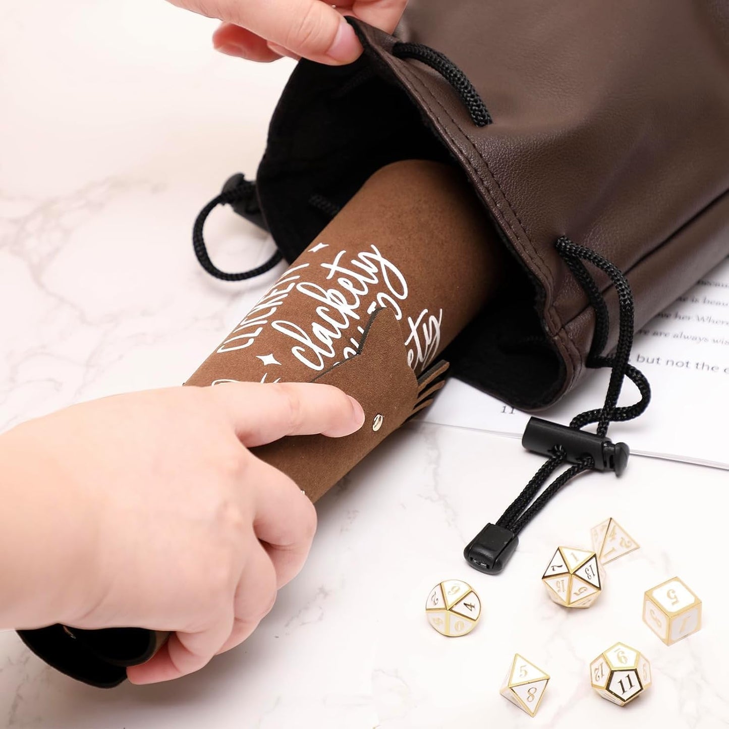 Cat Dice Rolling Tray Novelty Folding Leather Dice Holder Portable Dice Storage Accessories Decorative Desk Organizer Funny Gift for DND RPG Game Players