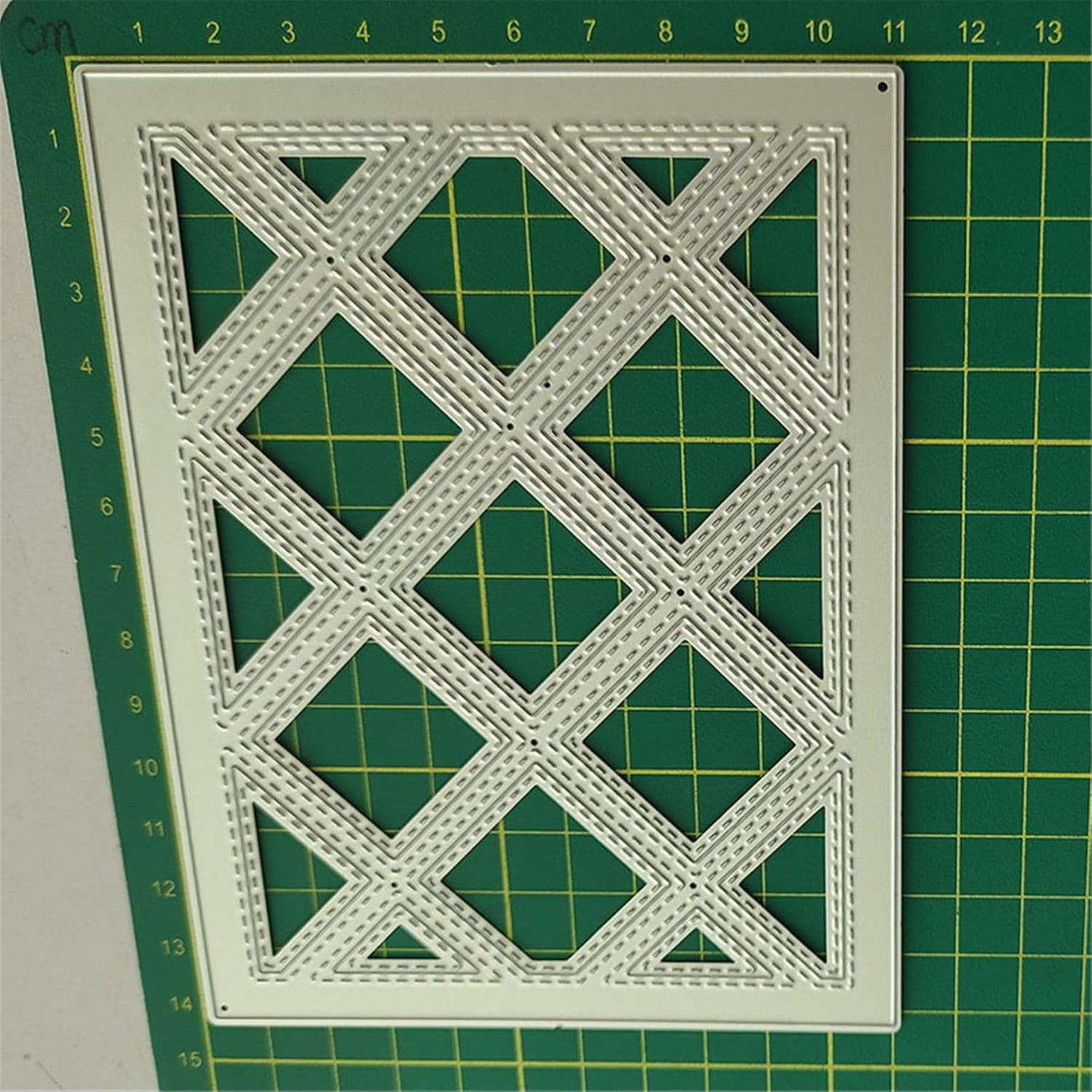 Mvchifay Cutting Dies for Card Making Metal Die-Cuts Scrapbooking Tool Hollow Frame DIY Craft Punch Template Embossing for Paper Album Decor (Diamond Frame-14.3x11.1cm)