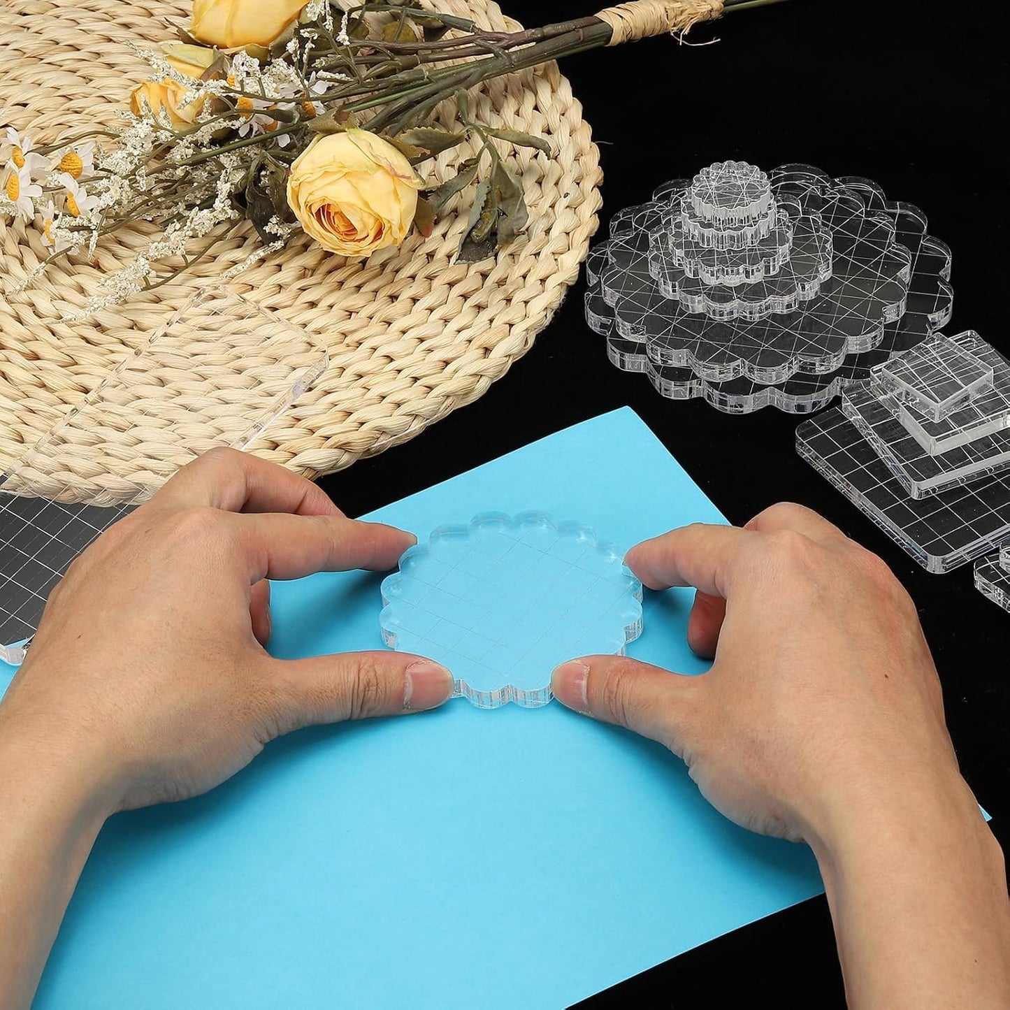 PATIKIL 1.6"x1.6" Acrylic Stamp Block, 6Pcs Clear Stamping Block with Grid Lines Decorative Mounting Blocks Square for Scrapbooking DIY Crafts Card Making