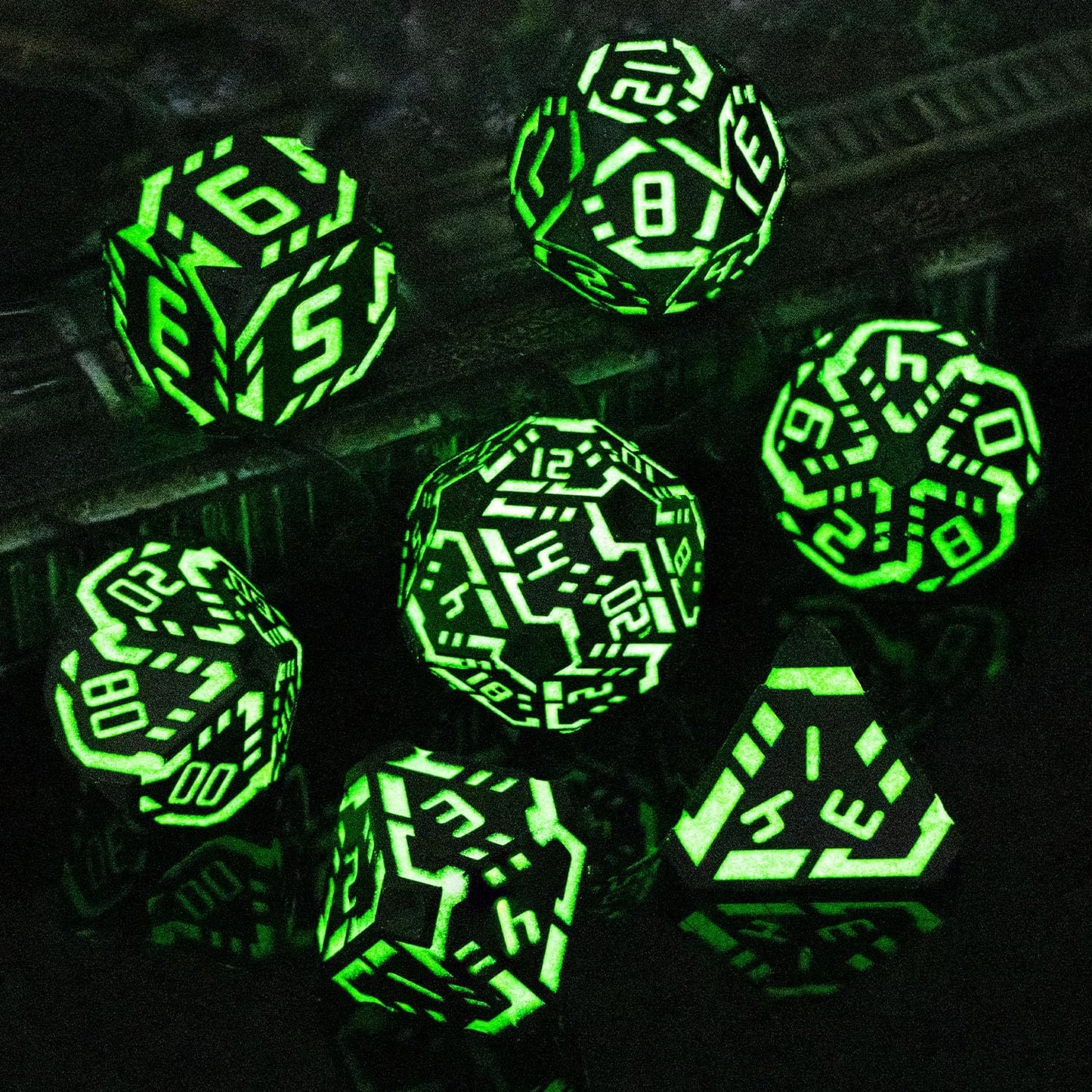 Metal DND Sci-fi Dice Set 7PCS Luminous Green Stripe Polyhedral Dice for Dungeons Dragons RPG Role Playing Game, Glitter D and D Dice with Gift Box D6 D8 D10 D12 D20